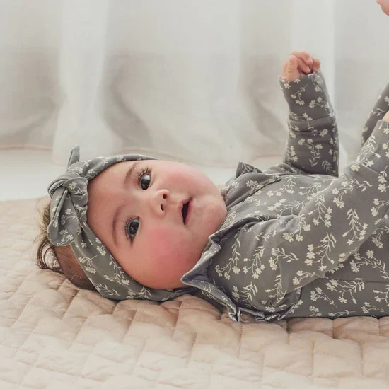 Aster & Oak Mia Floral Headband - Dark Sage - Image 3