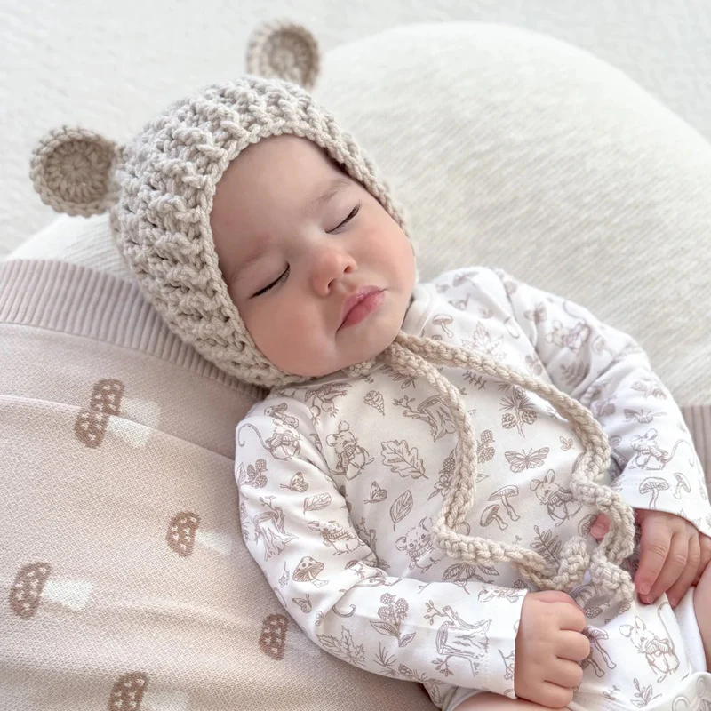 Aster & Oak Woodland Mouse Onesie - White - Image 3