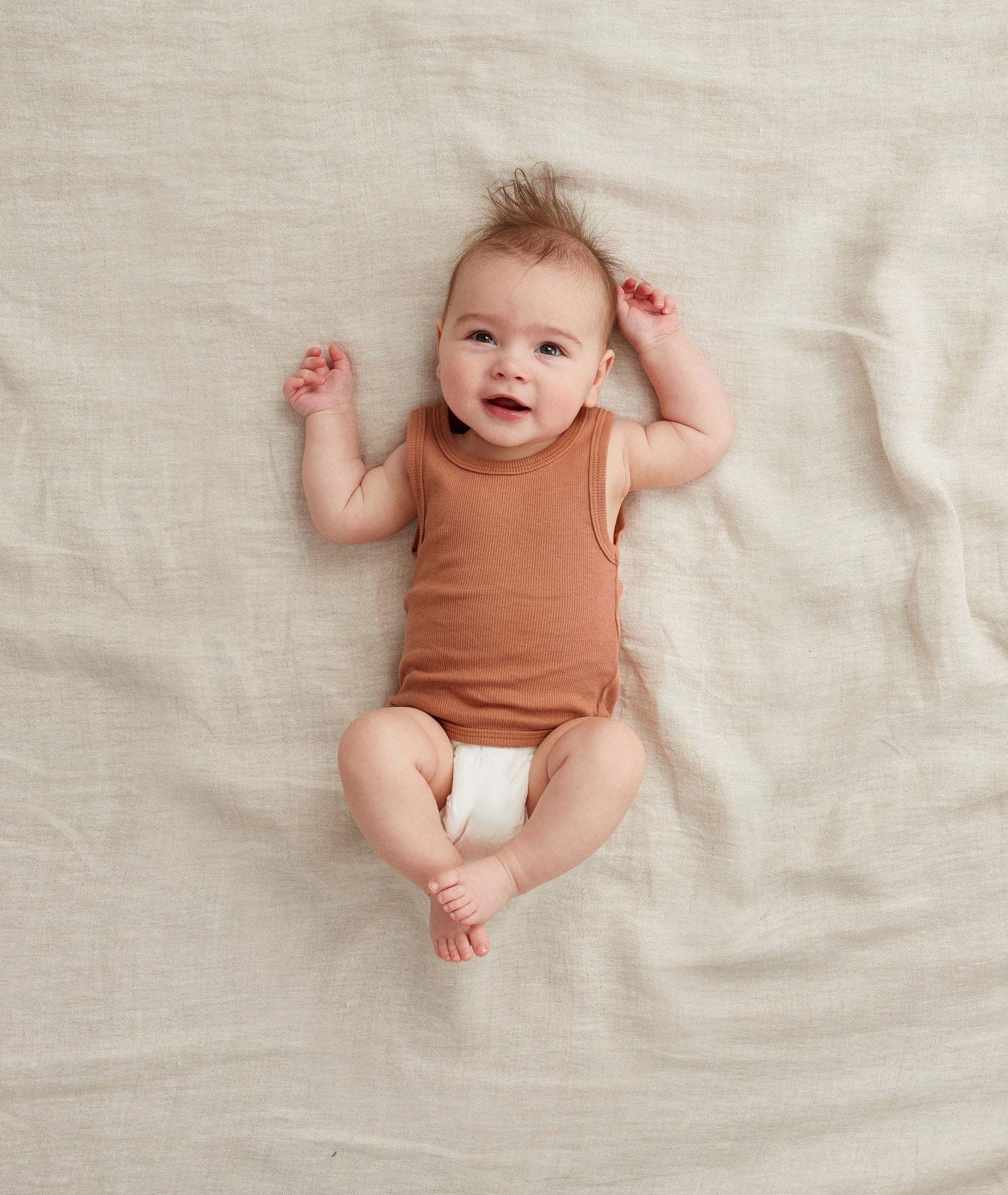 ergoPouch Australia Singlet 0.2 TOG - Chestnut - Image 3