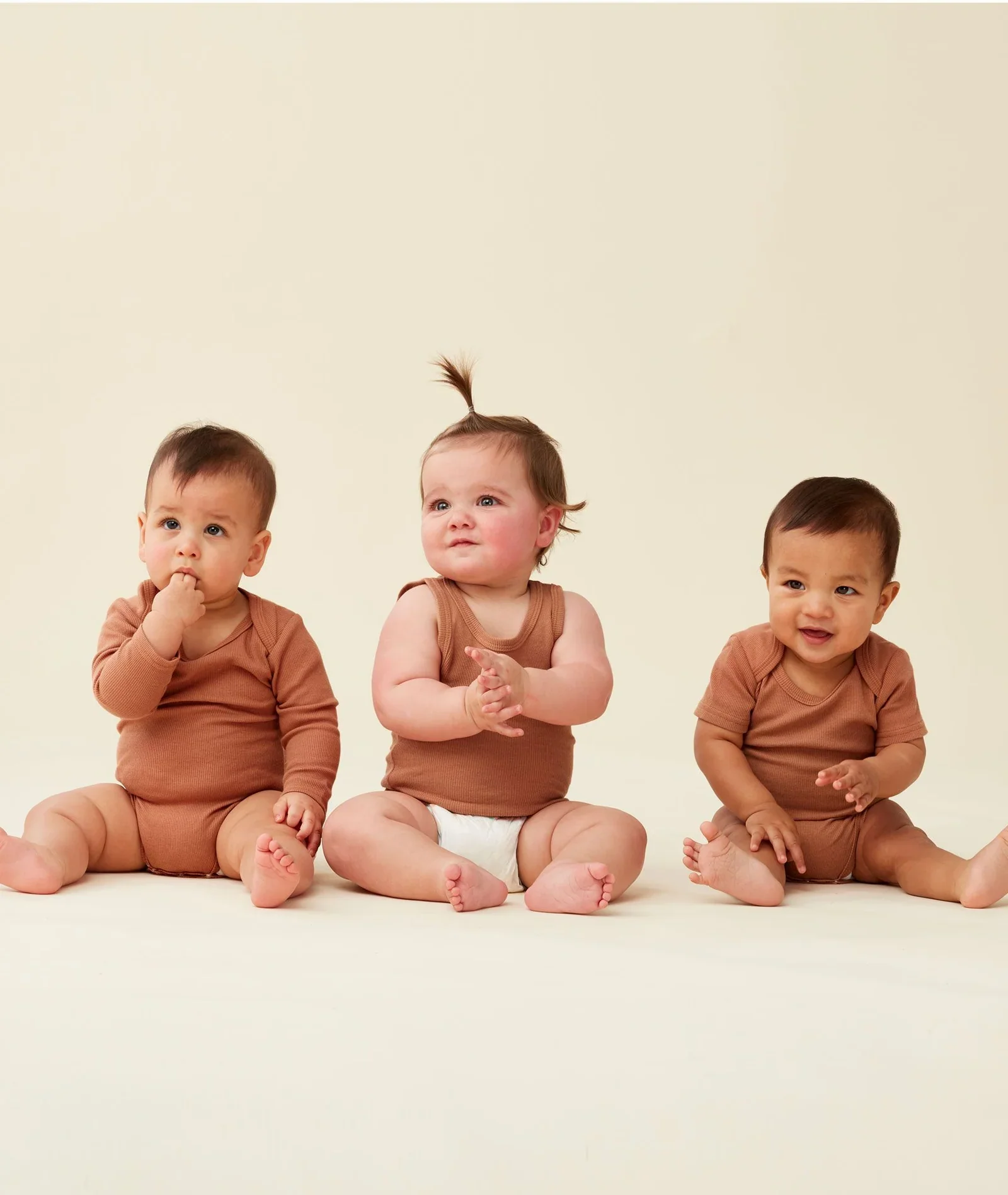 ergoPouch Australia Singlet 0.2 TOG - Chestnut - Image 5